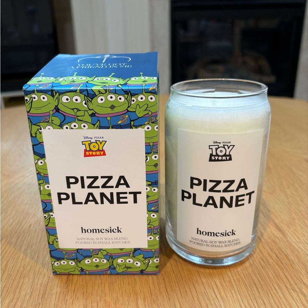 LIMITED EDITION Homesick candle Pizza Planet